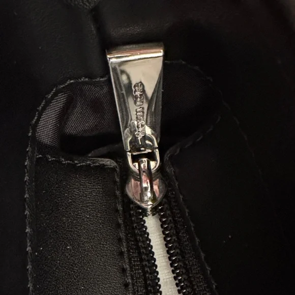 Michael Kors Winston Dark Gray Signature Pocket Tote - Picture 5 of 8